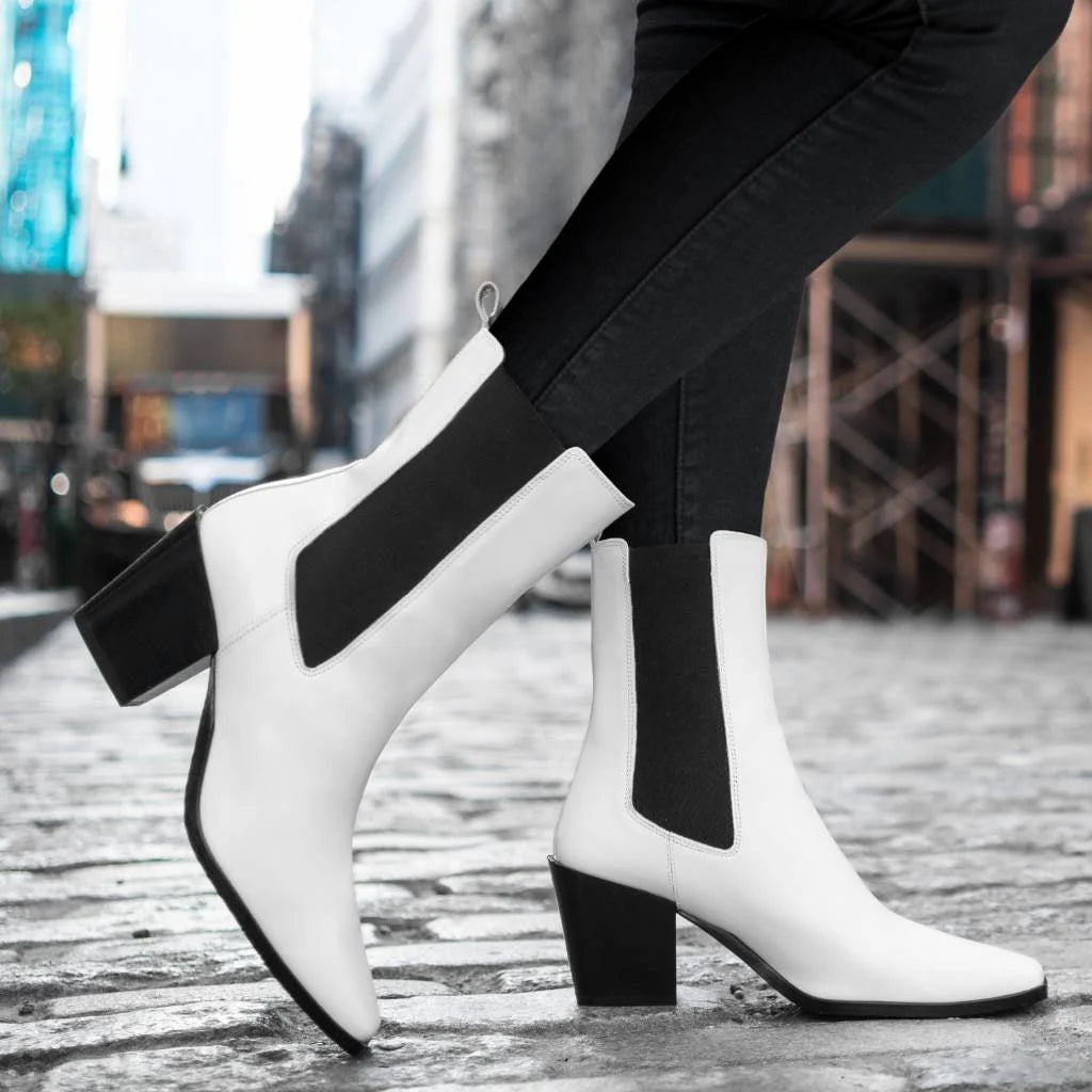 [W] Soho | White