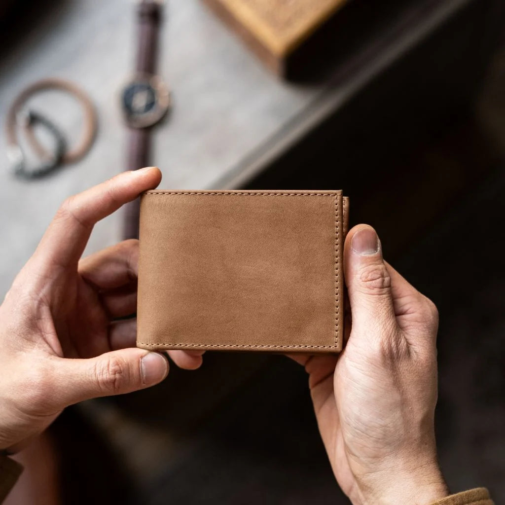 Bifold Wallet | Natural Vachetta