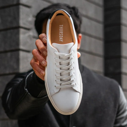 Encore | White & Black
