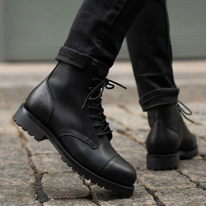 Heritage Captain StormKing® | Black Oil Tan