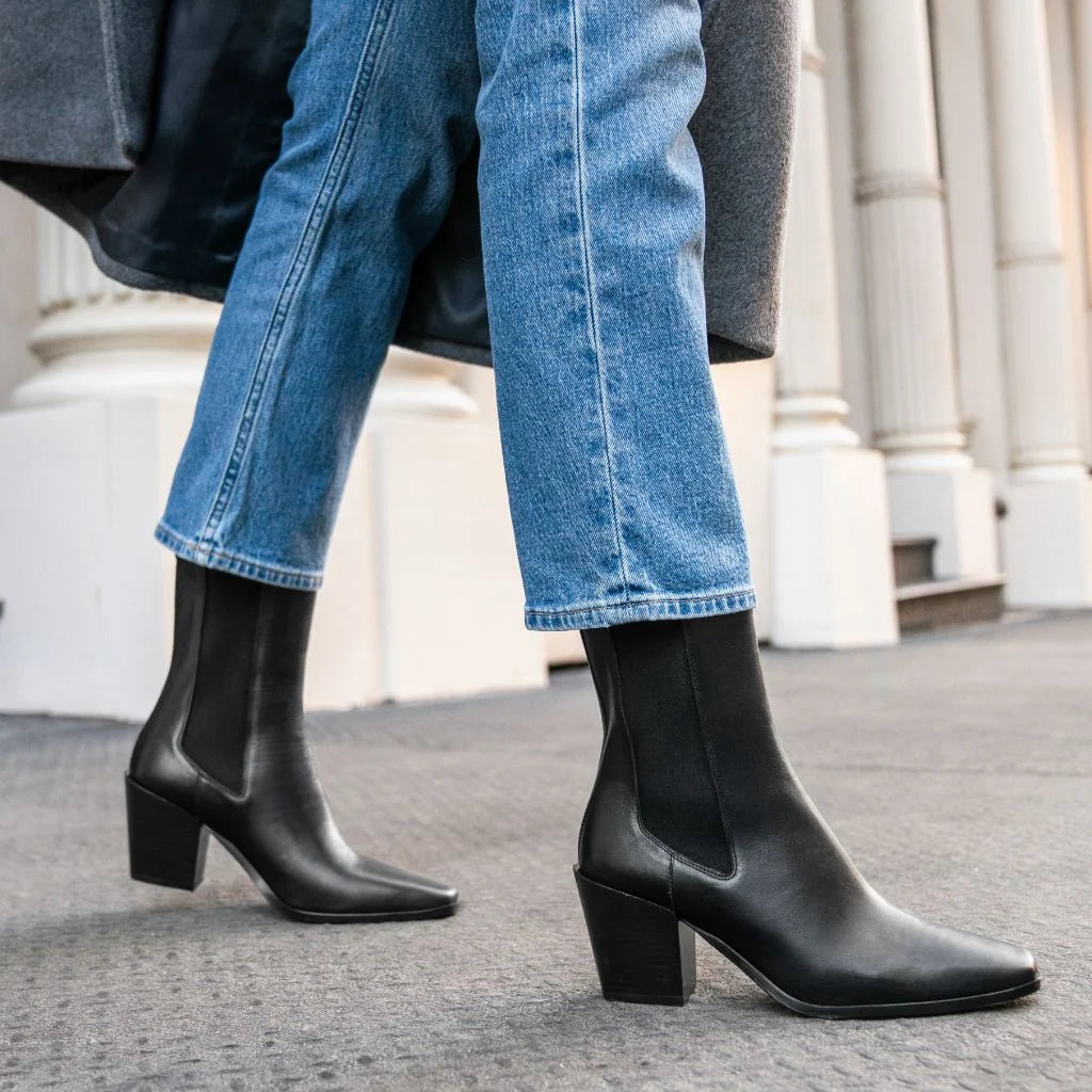 Soho | Black
