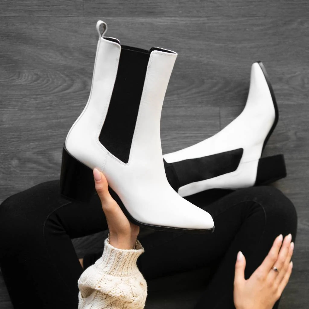 [W] Soho | White